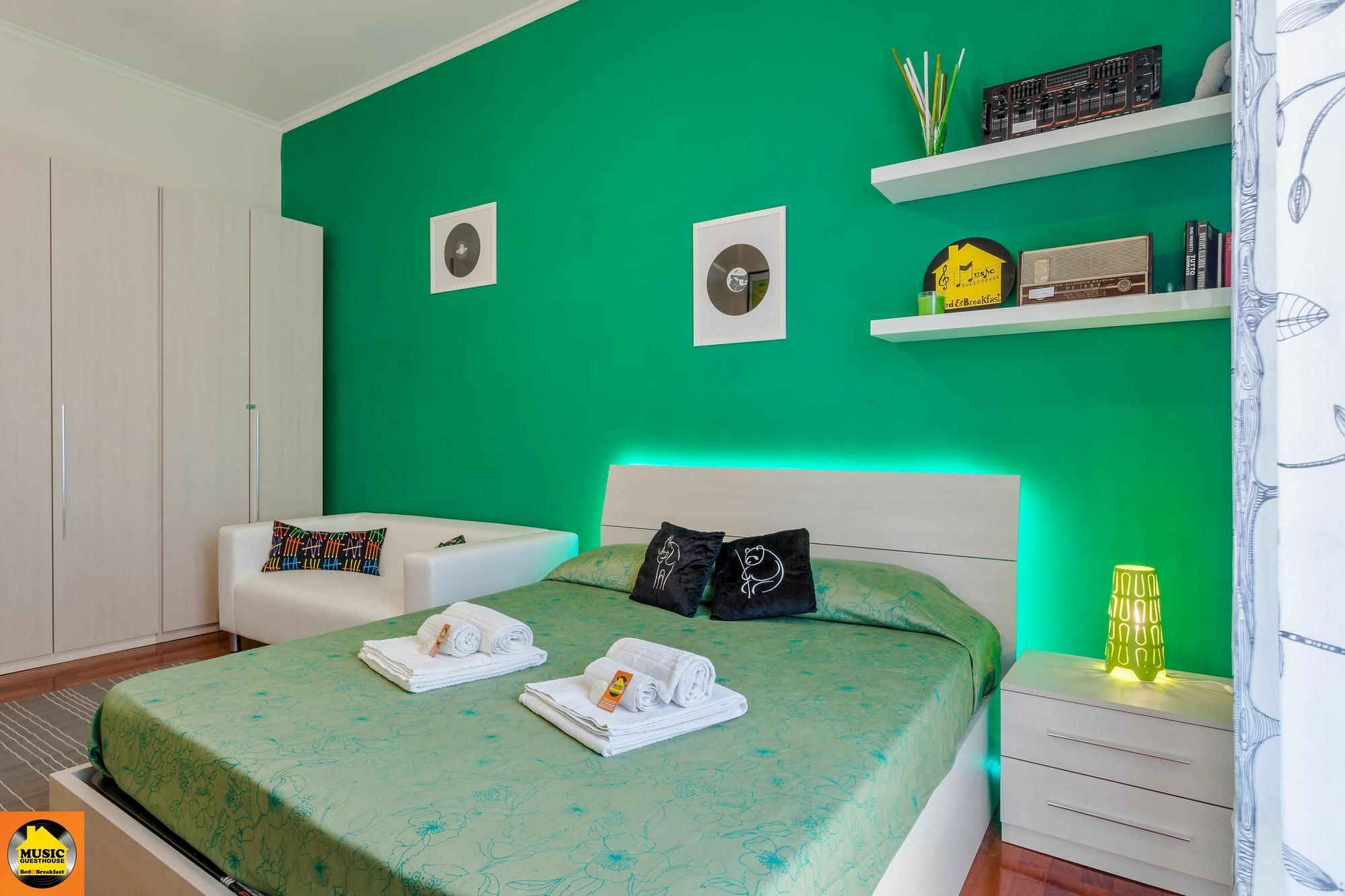 Music Guesthouse Рим Екстер'єр фото