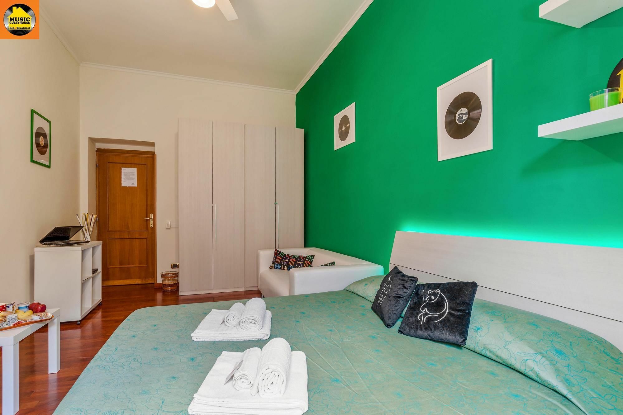 Music Guesthouse Рим Екстер'єр фото